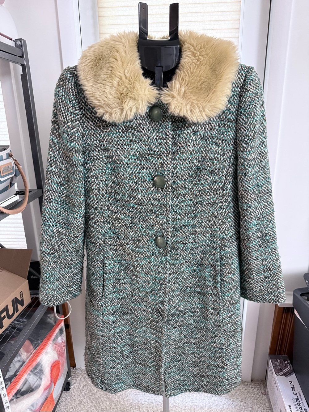 VTG Ann Taylor Loft Wool blend Tweed Coat Faux Fur Collar green teal P2P ~19”